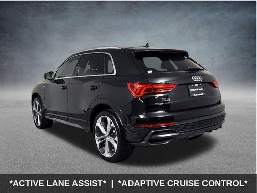 2020 Audi Q3 45 S line Prestige