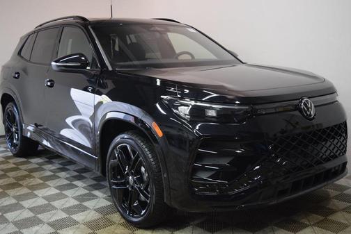 2025 Volkswagen Tiguan 2.0T SE R-Line Black 4MOTION