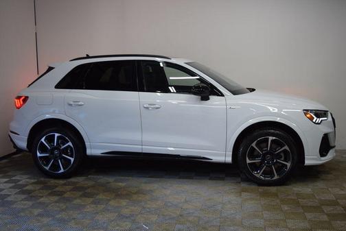 2025 Audi Q3 45 S line Premium Plus