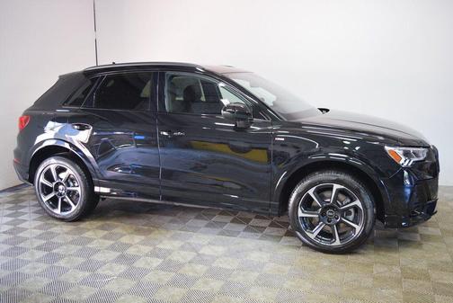 2025 Audi Q3 45 S line Premium Plus