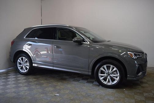 2025 Audi Q3 45 S line Premium Plus