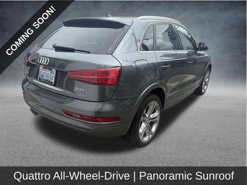 Daytona Gray Pearl Effect 2018 Audi Q3 2.0T Premium Plus