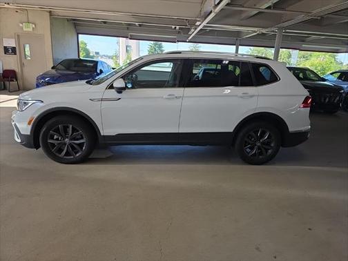 2024 Volkswagen Tiguan 2.0T SE 4MOTION