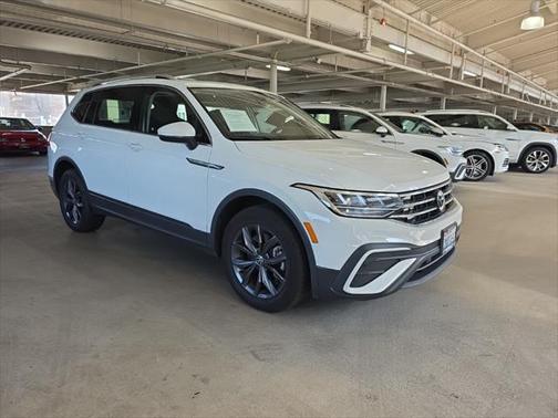 2024 Volkswagen Tiguan 2.0T SE 4MOTION
