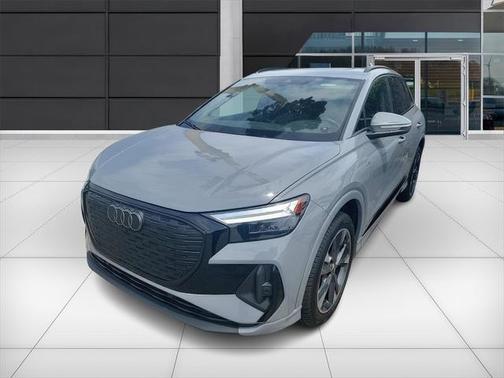 2024 Audi Q4 e-tron Premium