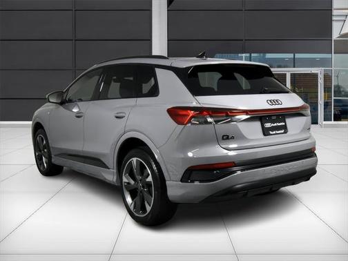 2024 Audi Q4 e-tron Premium