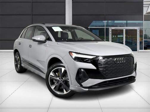2024 Audi Q4 e-tron Premium