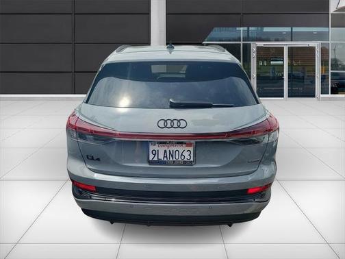 2024 Audi Q4 e-tron Premium