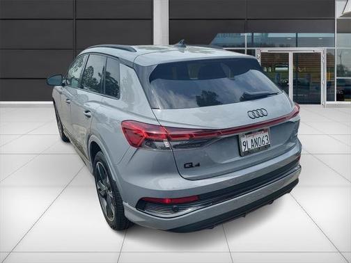 2024 Audi Q4 e-tron Premium