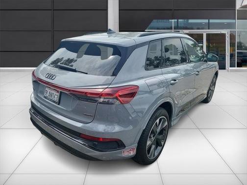 2024 Audi Q4 e-tron Premium