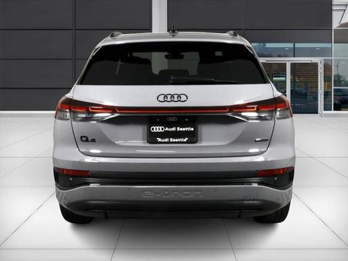2024 Audi Q4 e-tron Premium