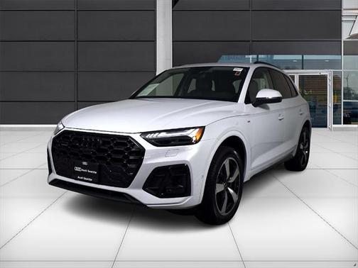 2022 Audi Q5 45 S line Prestige