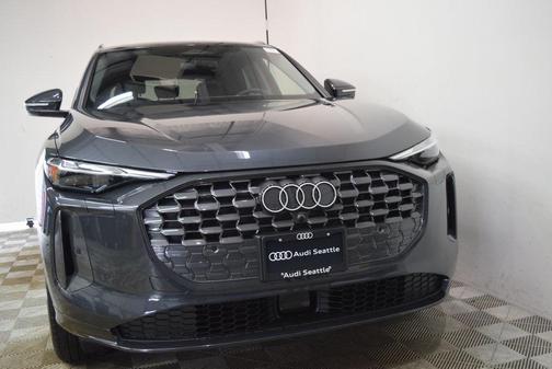 2025 Audi Q5 Premium