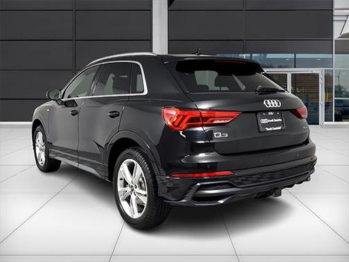 2022 Audi Q3 45 S line Premium Plus