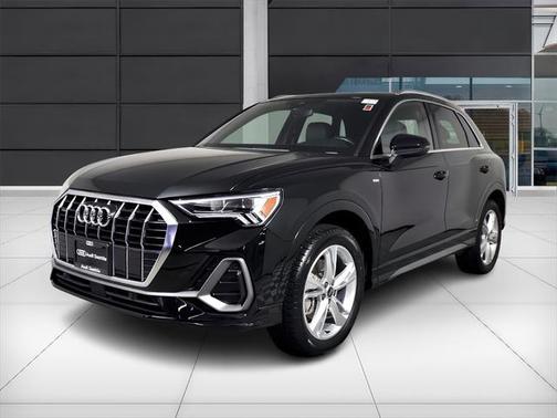 2022 Audi Q3 45 S line Premium Plus