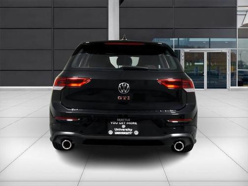 2024 Volkswagen Golf GTI 2.0T SE DSG
