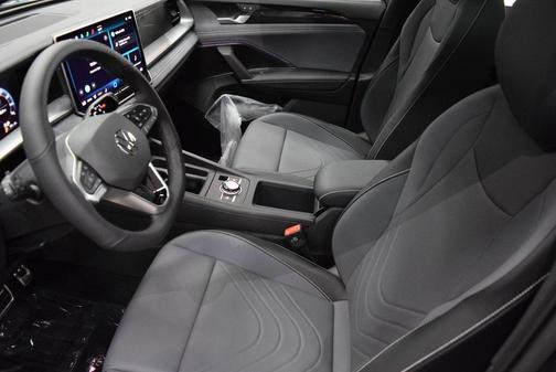 2025 Volkswagen Tiguan 2.0T SE R-Line Black 4MOTION