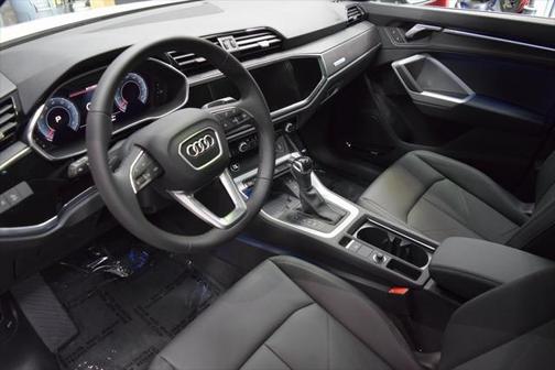2025 Audi Q3 45 S line Premium Plus