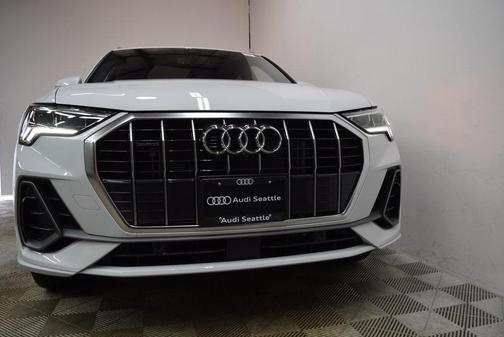 2025 Audi Q3 45 S line Premium Plus