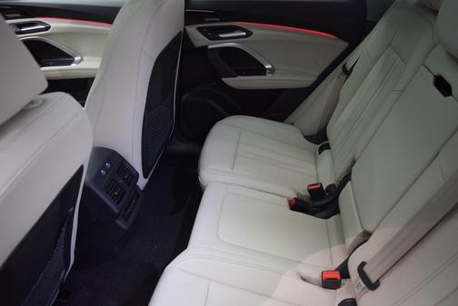 2025 Audi Q5 2.0T Premium Plus