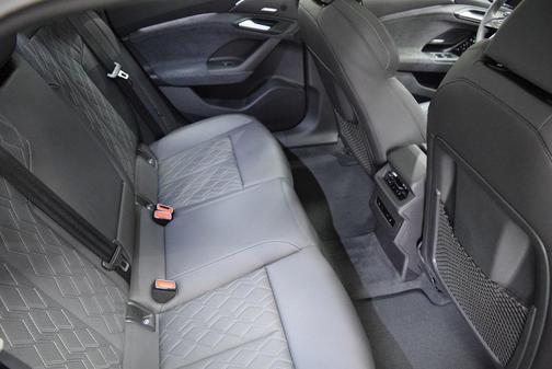 2025 Audi S6 e-tron Prestige