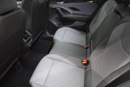 2025 Volkswagen Tiguan 2.0T SE 4MOTION