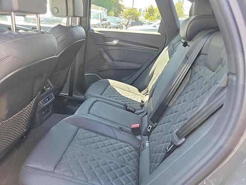 2023 Audi SQ5 3.0T Premium Plus