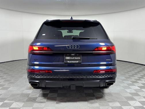 Blue Metallic 2026 Audi Q7 55 Prestige