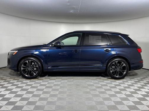Blue Metallic 2026 Audi Q7 55 Prestige