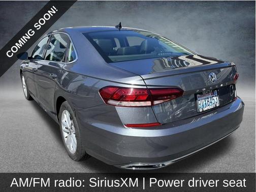 Platinum Gray Metallic 2020 Volkswagen Passat 2.0T SE