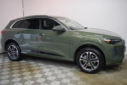 2025 Audi Q5 2.0T Premium Plus