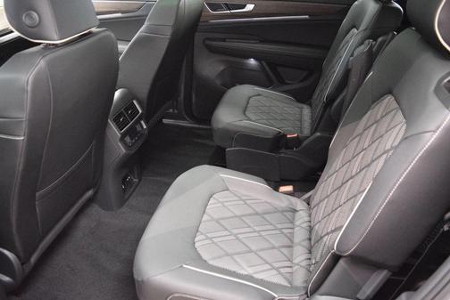 2026 Volkswagen Atlas 2.0T SEL Premium R-Line 4MOTION