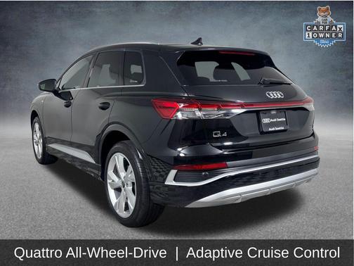 Mythos Black Metallic 2023 Audi Q4 e-tron Premium Plus
