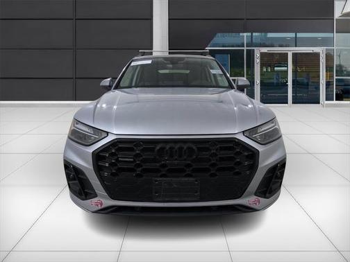 2022 Audi Q5 e 55 S line Premium Plus