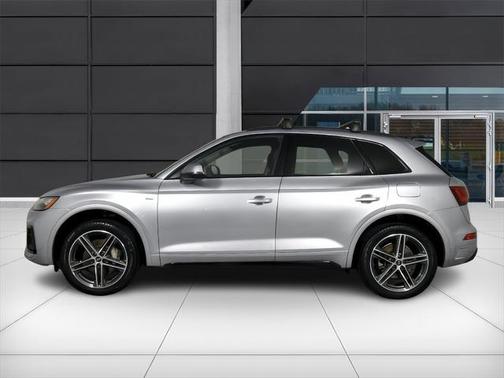 2022 Audi Q5 e 55 S line Premium Plus