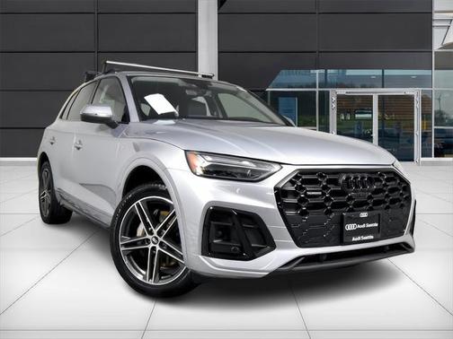 2022 Audi Q5 e 55 S line Premium Plus