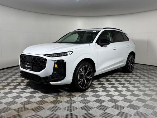 Glacier White 2026 Audi Q3 S line