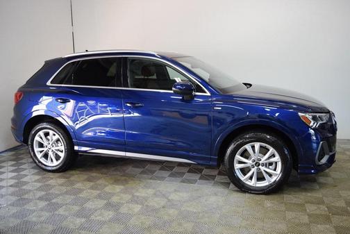 2025 Audi Q3 45 S line Premium Plus