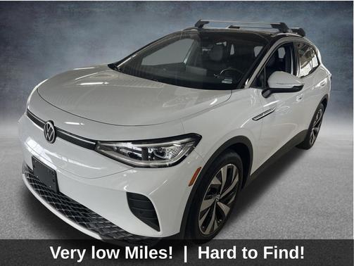 Glacier White Metallic/Black Roof 2021 Volkswagen ID.4 Pro S