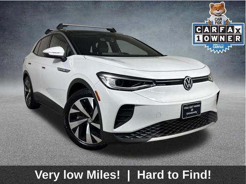 Glacier White Metallic/Black Roof 2021 Volkswagen ID.4 Pro S