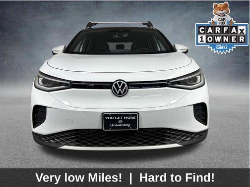 Glacier White Metallic/Black Roof 2021 Volkswagen ID.4 Pro S
