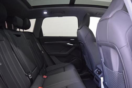 2025 Audi Q6 e-tron Premium