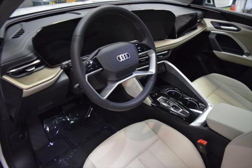 2025 Audi Q5 2.0T Premium