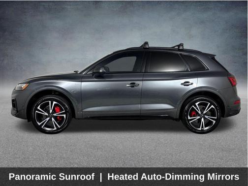 Daytona Gray Pearl Effect 2025 Audi Q5 45 S line Premium Plus