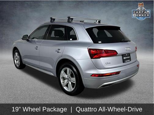 Florett Silver Metallic 2019 Audi Q5 2.0T Prestige