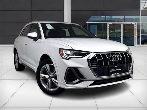 2022 Audi Q3 45 S line Premium Plus
