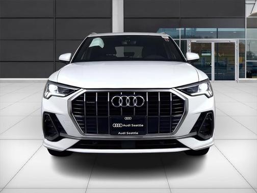 2022 Audi Q3 45 S line Premium Plus