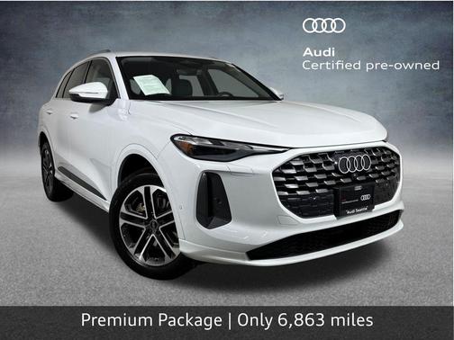 Glacier White Metallic 2025 Audi Q5 2.0T Premium