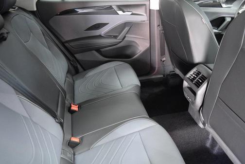 2025 Volkswagen Tiguan 2.0T SE 4MOTION