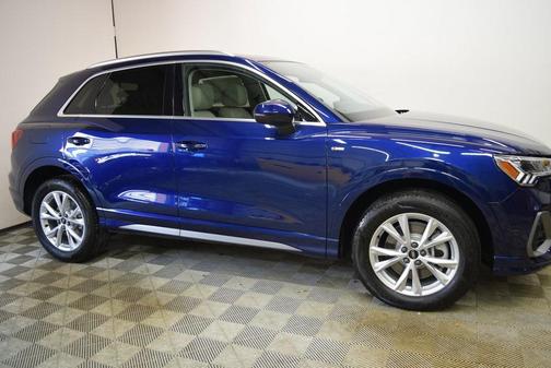 2025 Audi Q3 45 S line Premium Plus